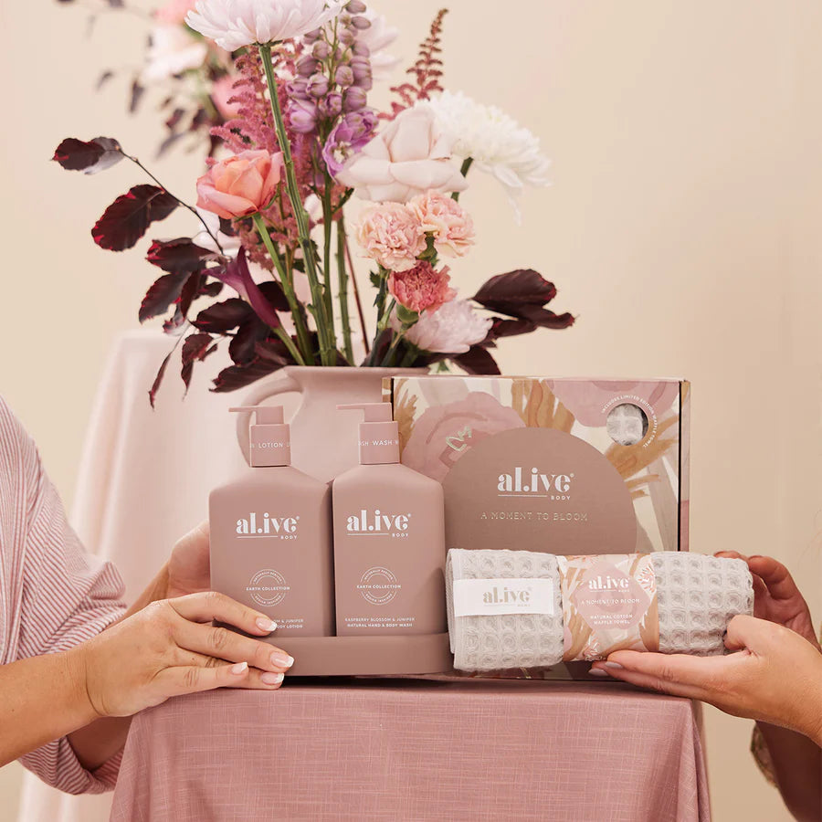 AL.IVE A MOMENT TO BLOOM - WASH & LOTION DUO + WAFFLE TOWEL GIFT SET