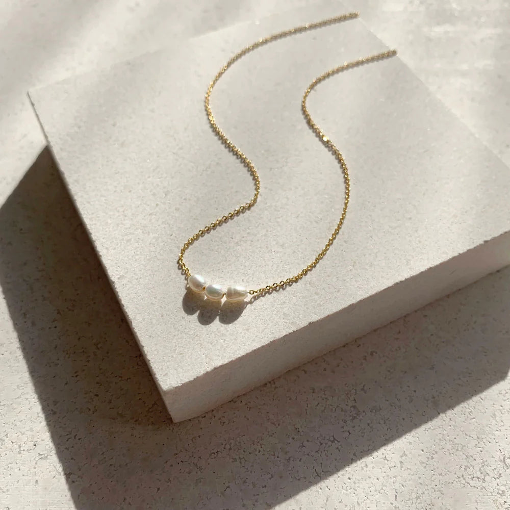 SAINT VALENTINE MINI PEARL NECKLACE - GOLD