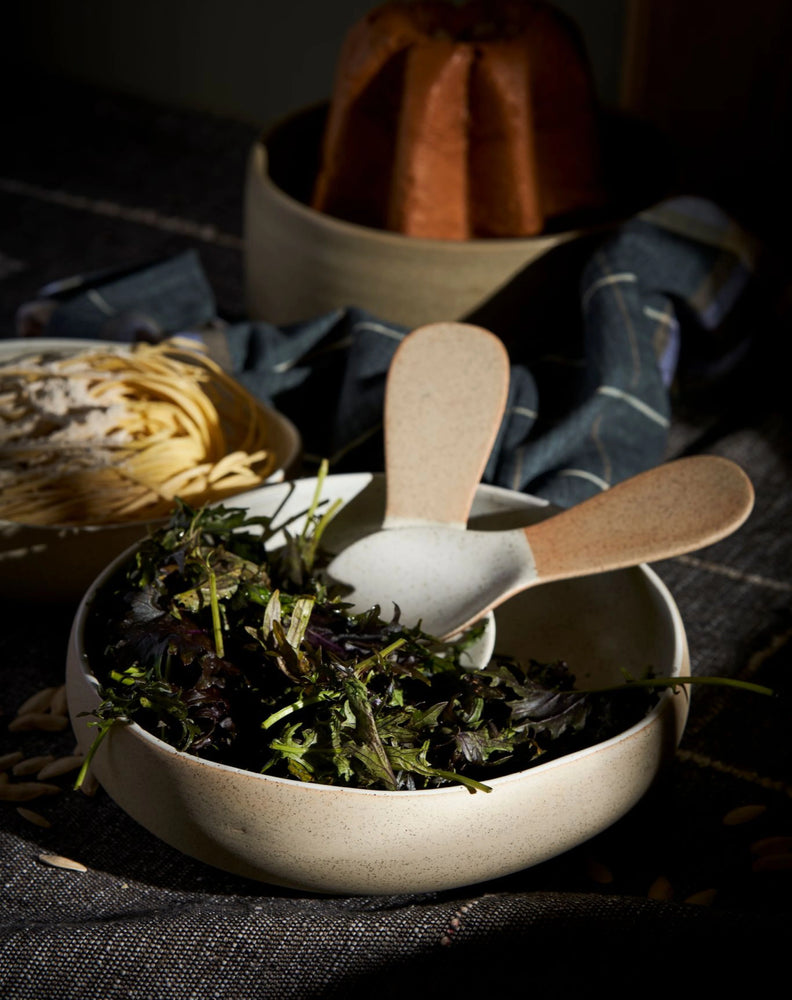 ROBERT GORDON - WHITE GARDEN TO TABLE SALAD BOWL